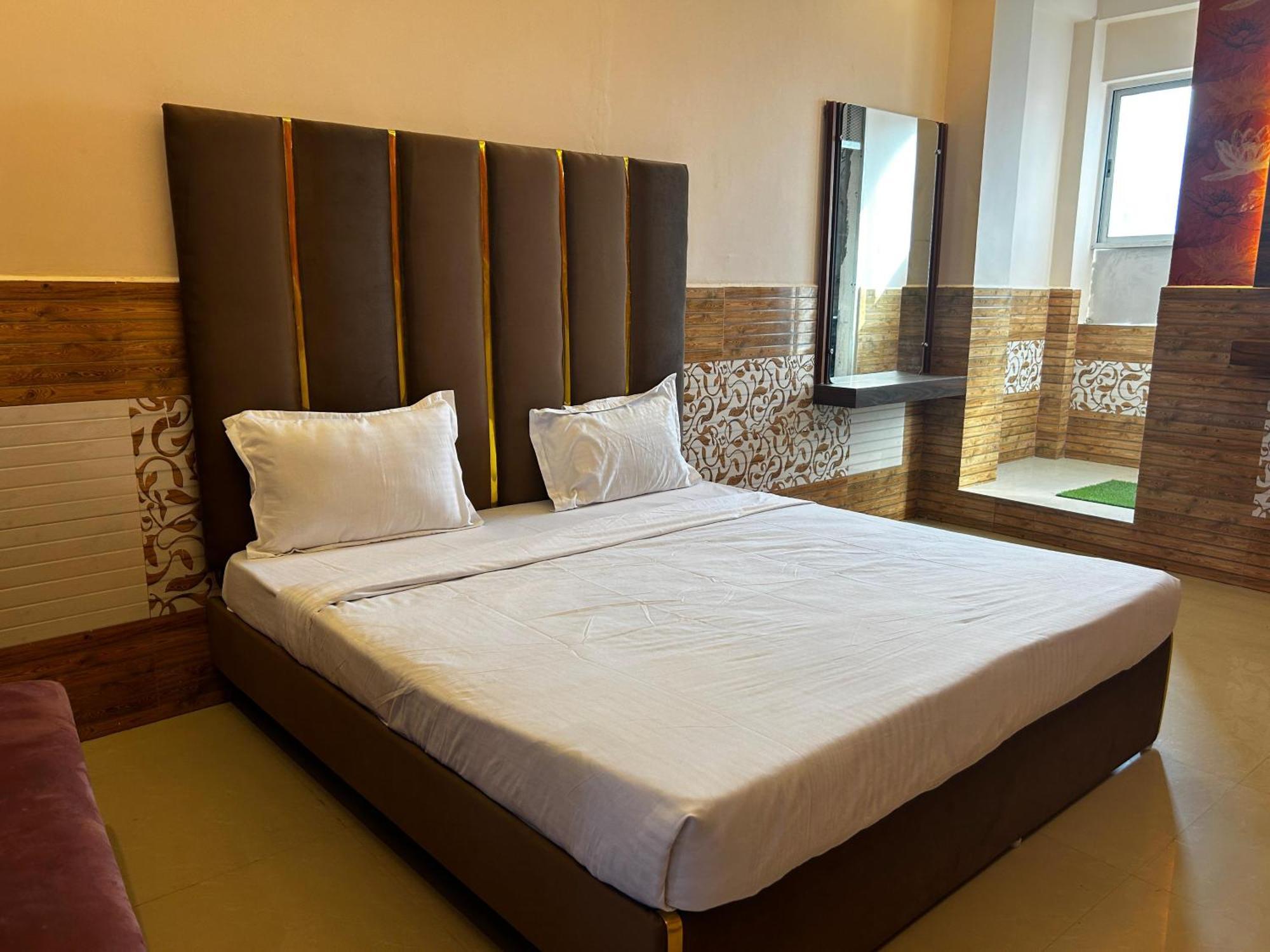 Hotels7Apple Mahoba Exteriér fotografie