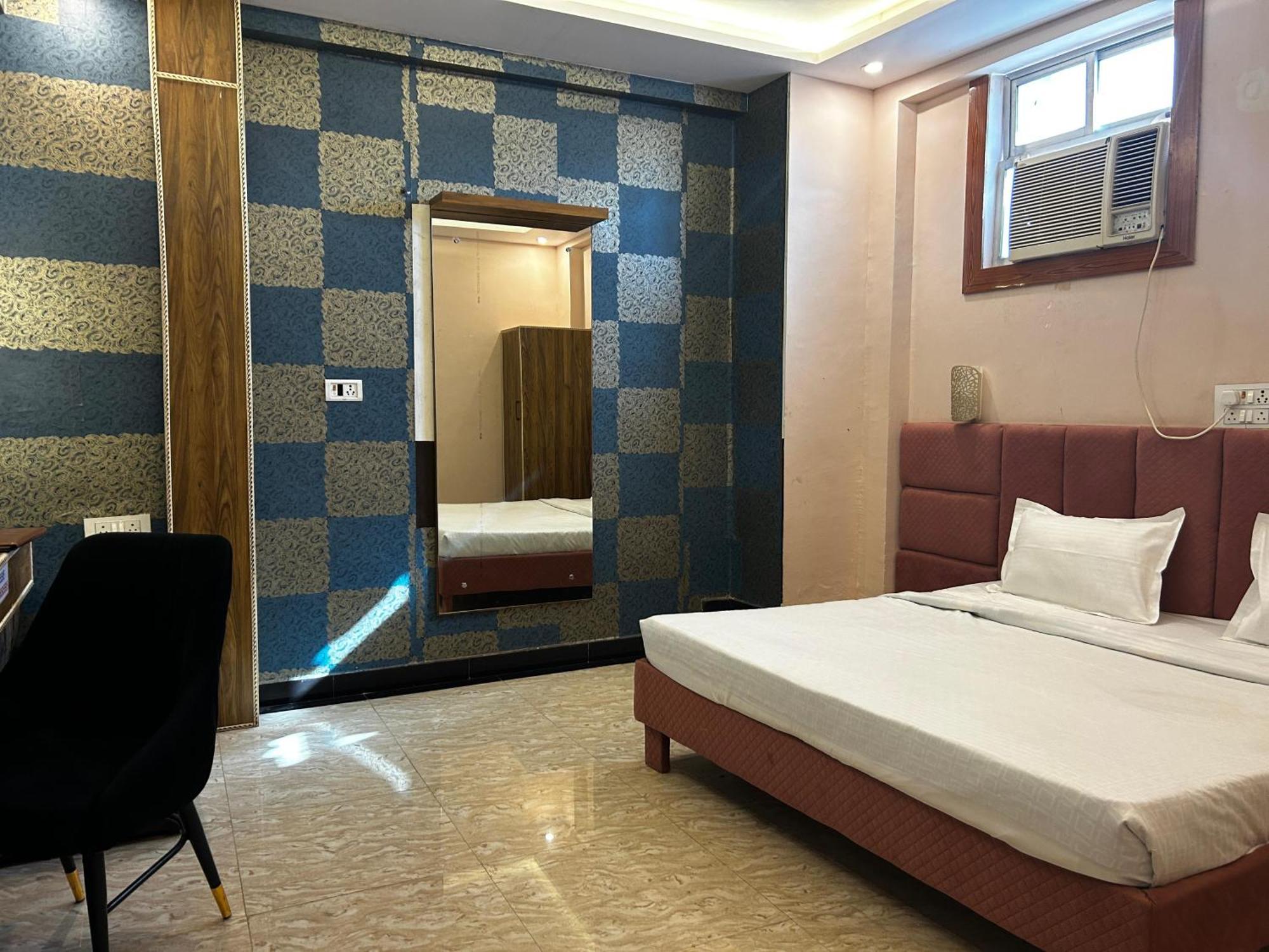 Hotels7Apple Mahoba Exteriér fotografie
